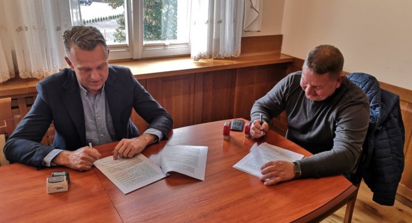 Przebudowa kolejnych dróg w gminie Tarnówka