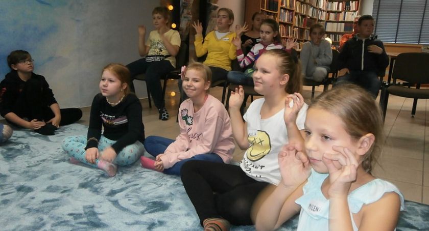 Noc bibliotek w Okonku