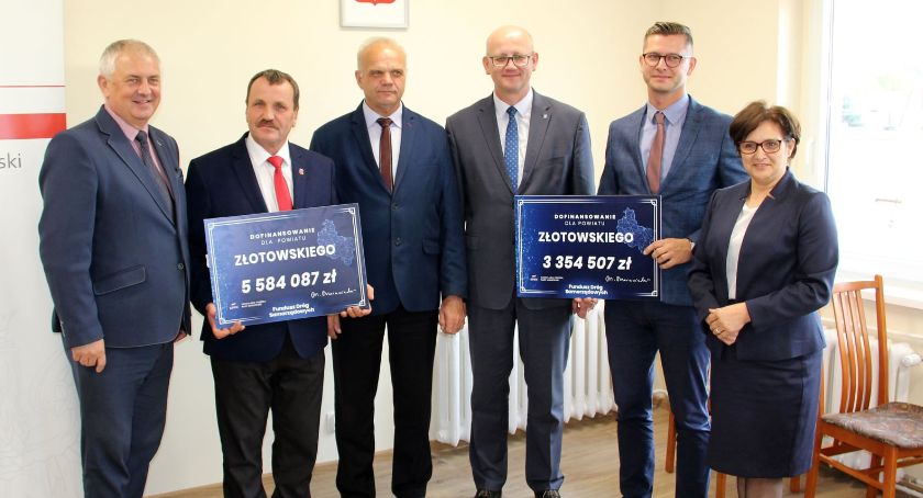 Umowy na dofinansowanie z Funduszu Dróg Samorządowych podpisane