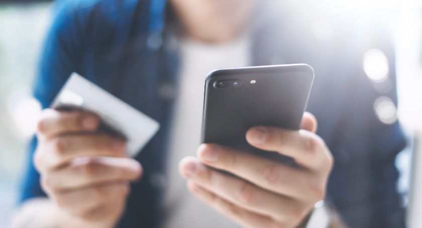 Pożyczki pozabankowe przez Internet – pożyczaj z głową
