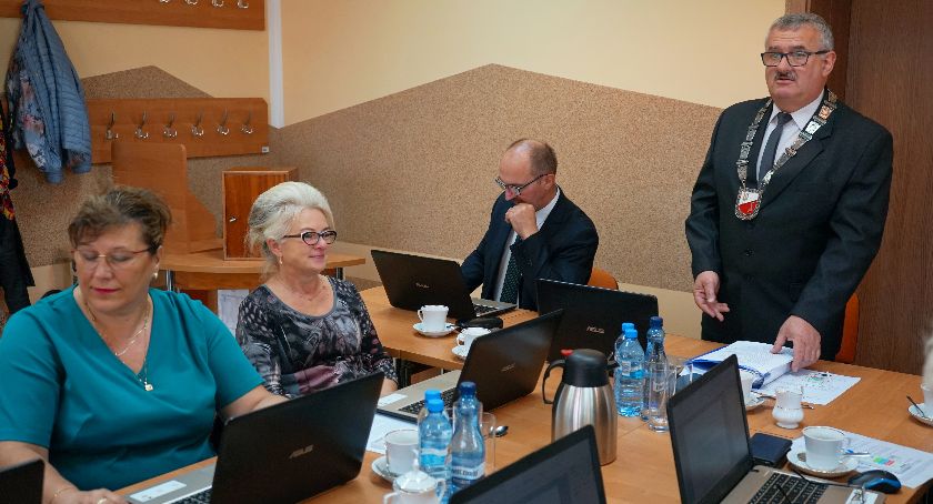 Dyskusja o zmianie granic trwa