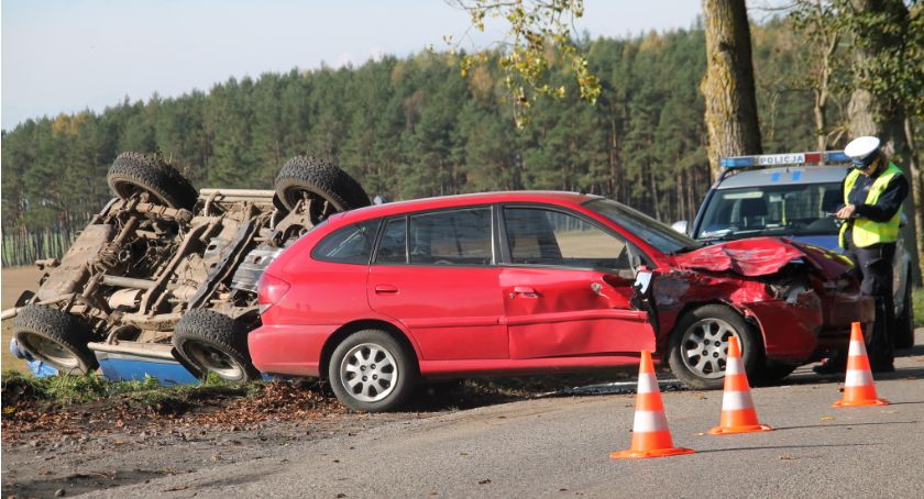 Kolizja na trasie Złotów-Nowy Dwór