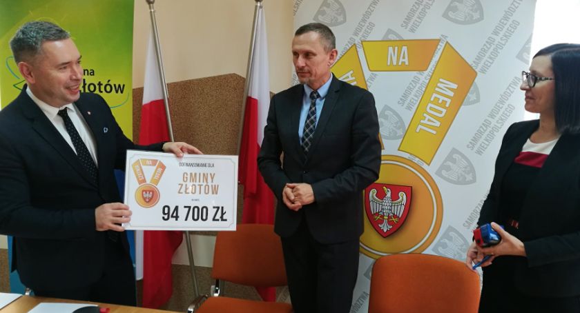 Podpisanie umowy w ramach programu 