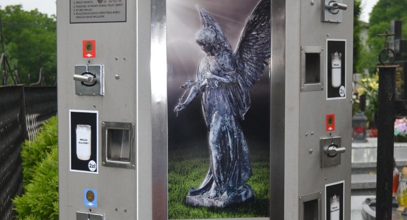 Nowinka na okoneckich cmentarzach