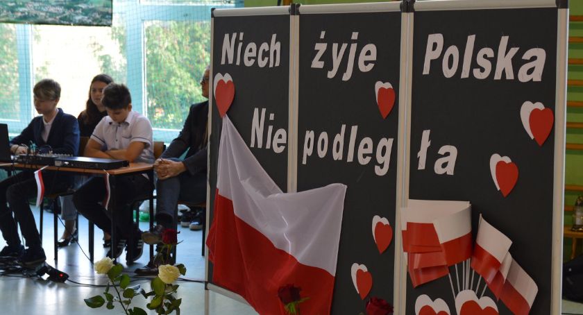 Obchody Dnia NIepodległości w Szkole Podstawowej w Krajence