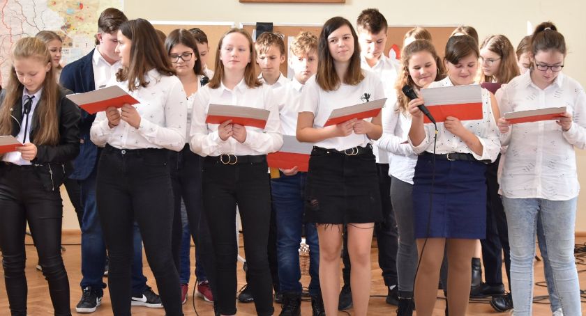 Jeszcze Polska nie zginęła, kiedy my żyjemy…