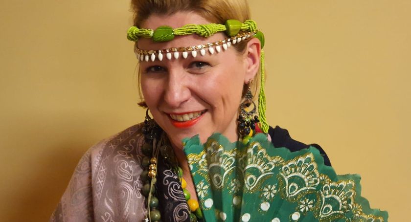 Cygańskie Andrzejki u Amazonek 