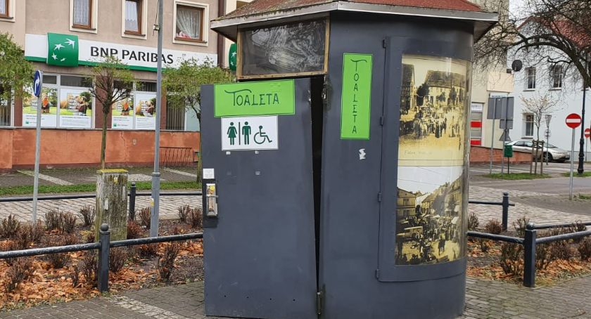 Toaleta na Placu Paderewskiego - nieczynna