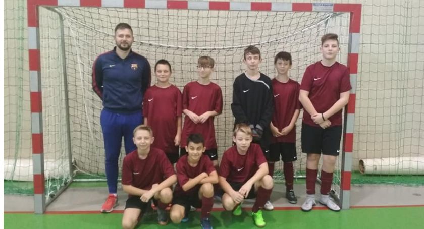 Eliminacje Mistrzostw Powiatu w Halowej Piłce Nożnej klas 4-6