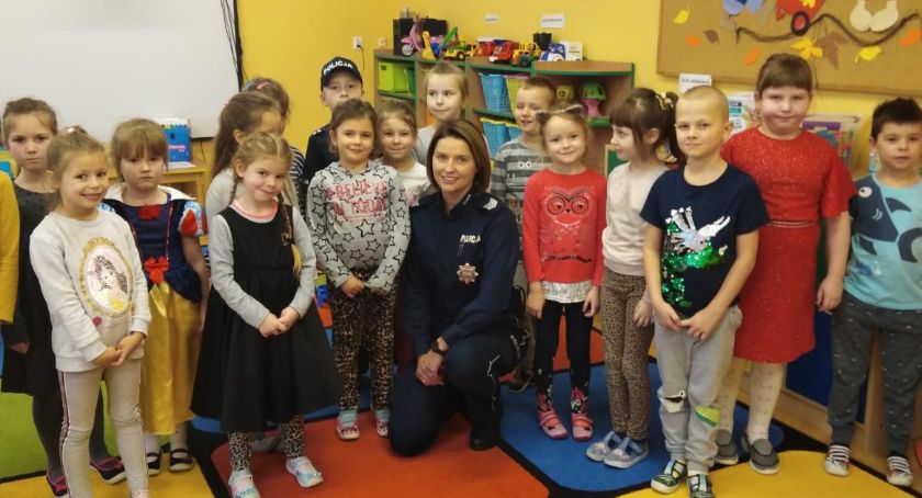 Dzielnicowi dbają o bezpieczeństwo najmłodszych 