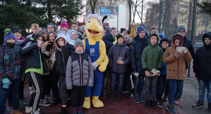 Dokarmiajmy ptaki zimą z Mrowką 2019