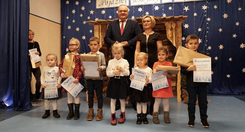 Finał konkursu na Anioła Bożonarodzeniowego w SP w Wiktorowku[WIDEO]