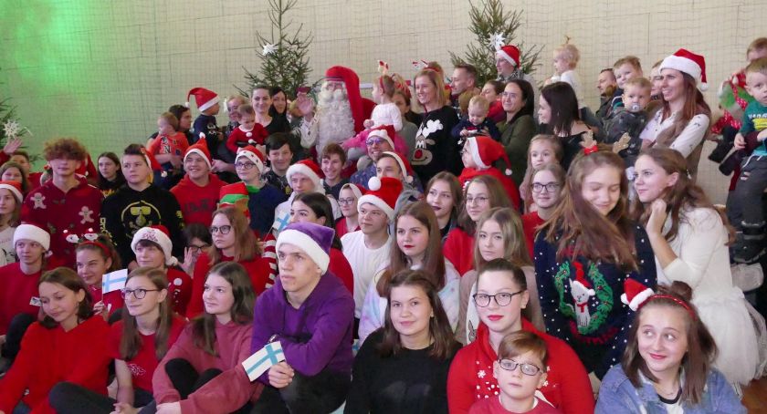 Mikołaj z Rovaniemi w Zakrzewie