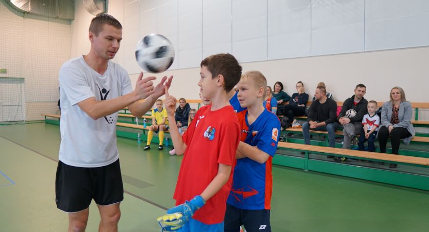 Orlik Junior - Turniej Piłki Halowej o Puchar Wójta Gminy Złotów[WIDEO]