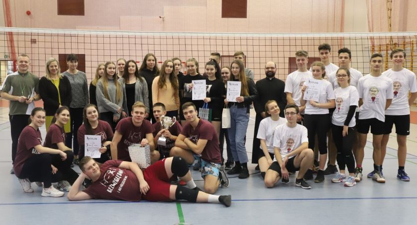 Szkolne Mistrzostwa I LO w Siatkówce 2019