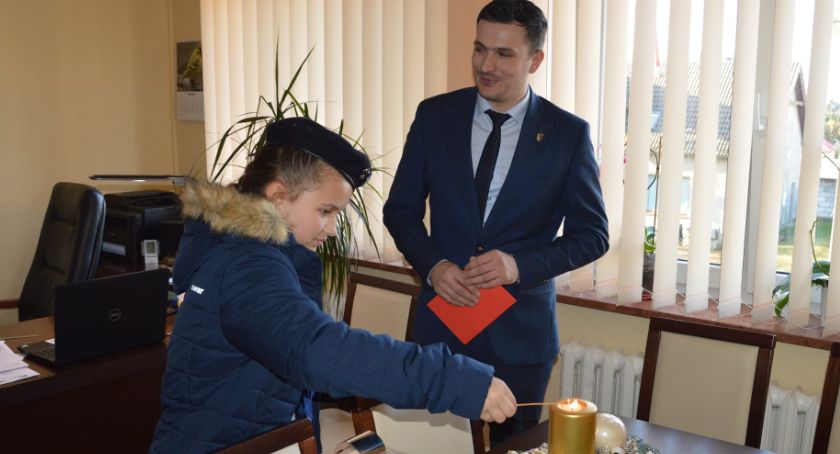 Światełko pokoju rozbłysło w urzędzie