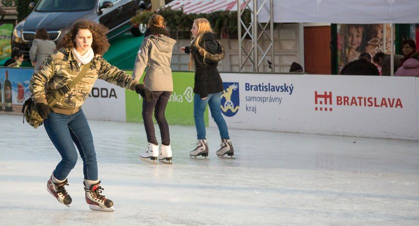 Jak wpływ na nasze ciało ma jazda na łyżwach?