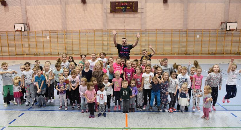 Ferie z ZCAS - Zumba Kids