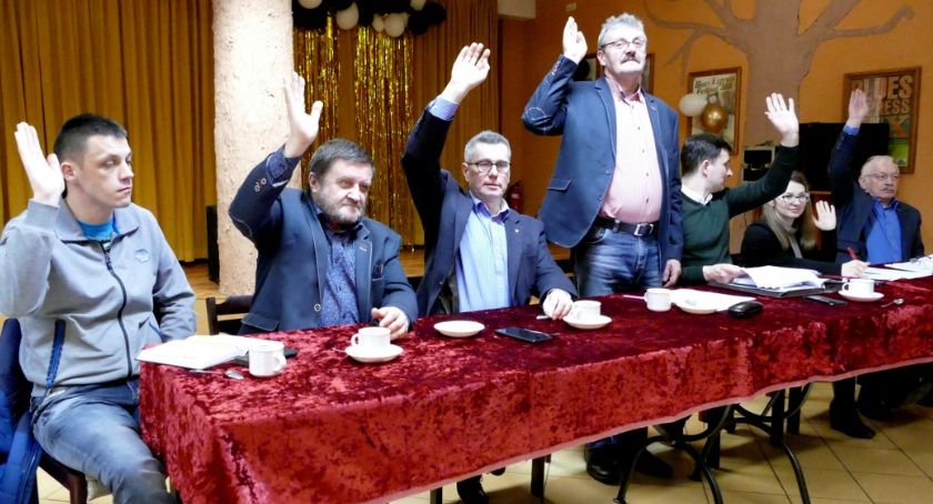 Zebranie wiejskie w Zakrzewie