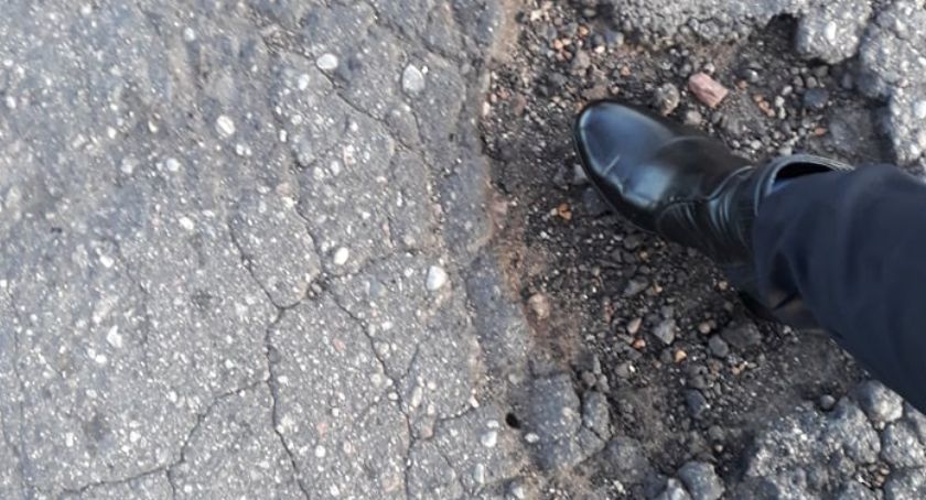 Mieszkańcy walczą o drogę 