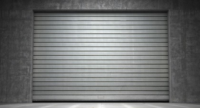 Garażowe bramy rolowane i inne typy – jakie rodzaje można kupić?