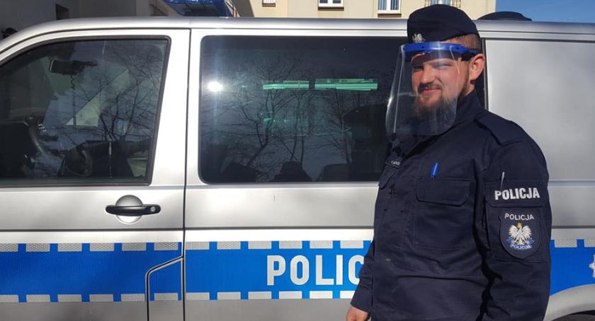 Przyłbice ochronne dla złotowskiej policji