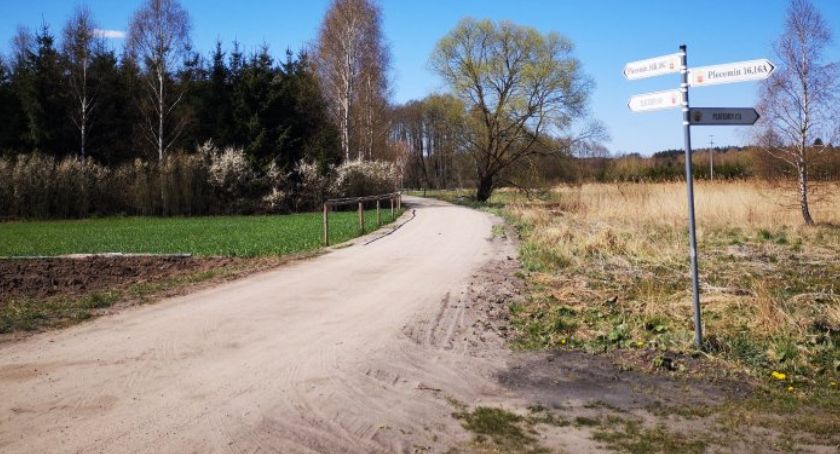 Przebudowa drogi w miejscowości Plecemin