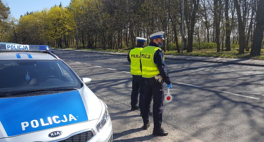 Kontrole policyjne - zobacz, jak to wygląda