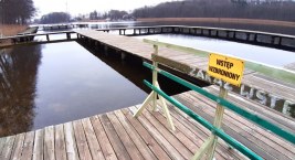 A jednak. Wszystkie pomosty znikną z plaży na Jeziornej w Złotowie!