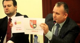 W starostwie zarabiają mniej niż w marketach