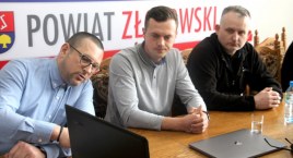 Asfalt wylewali w mrozie! Mówi Przemysław Bodnar i pokazuje dowody