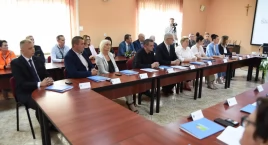 Troje radnych na celowniku  – gorące krzesła w Radzie Jastrowia