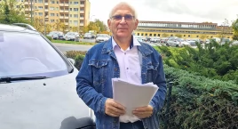 Żona radnego potwierdza: jej mąż Tomasz Kopinke przebywa w Świętej!