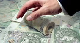 W szpitalu płacą najlepiej. Kto zarabia najwięcej,  &hellip;
