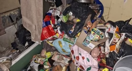 Wrócili do mieszkania z odpadami. Sąsiedzi przerażeni