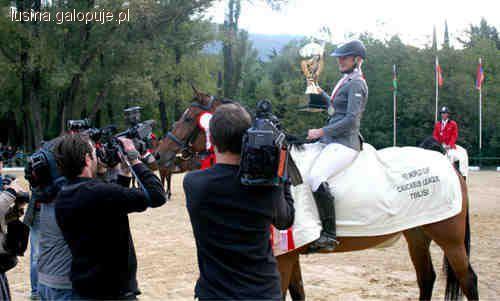 Triumf Aleksandry Lusiny w konkursie Grand Prix CSI2*-W Tbilisi Gruzja