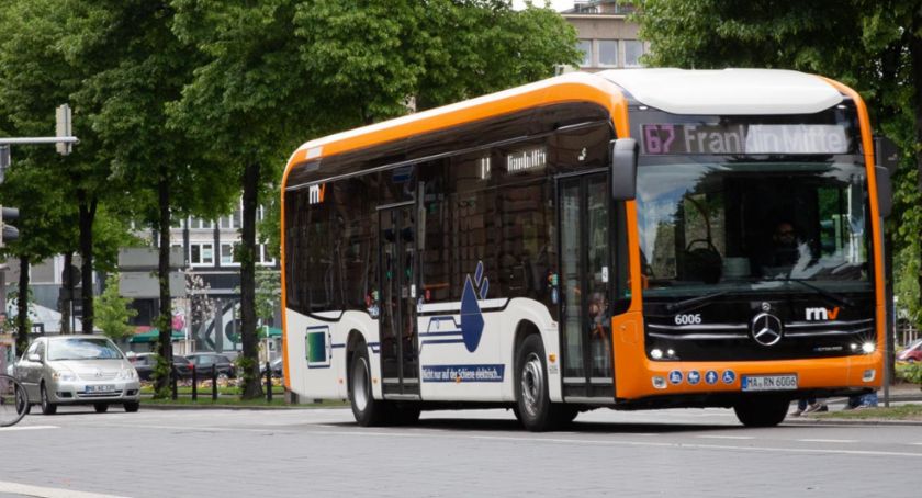 MZK testuje elektrycznego Mercedesa eCitaro