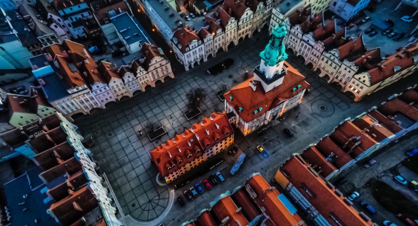 Trwają wybory prezydenckie - wysoka frekwencja w Jeleniej Górze