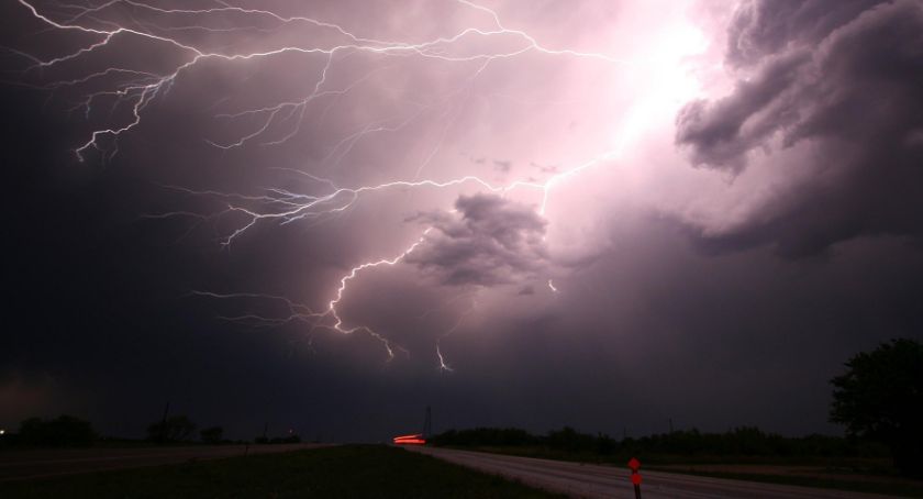 Dziś opady deszczu i burze - ostrzegają synoptycy