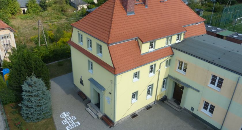 Jednak można zapisać dziecko do szkoły w Sosnówce?