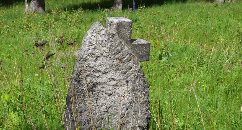 Akcja społeczna - Porządkowanie cmentarza ewangelickiego w Szklarskiej Porębie