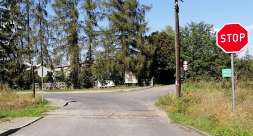 STOP! Zobacz, czy nie nadjeżdża pociąg widmo, albo przyjmij mandat