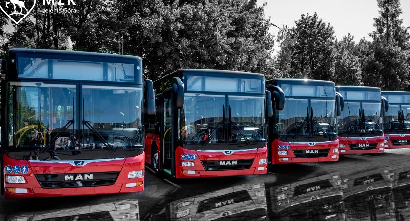 Czy można przewozić hulajnogę autobusem MZK?