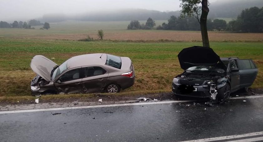 Zderzenie trzech aut w Mysłowie