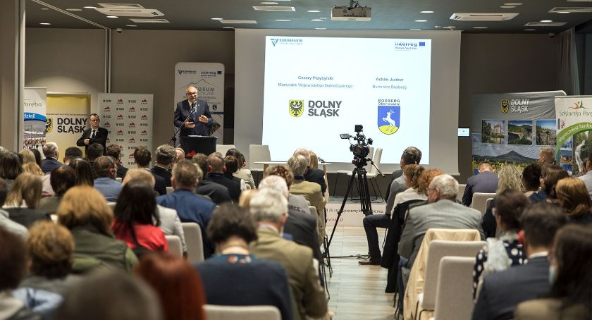 Międzynarodowo o turystyce w czasie pandemii