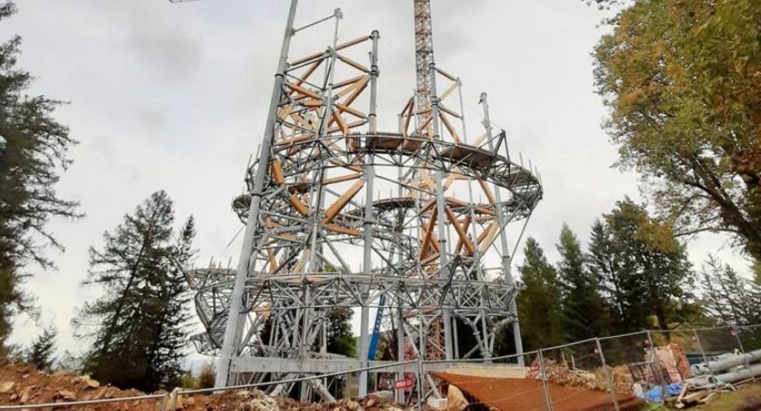 Sky Walk. Rośnie największa w Polsce ścieżka w chmurach.