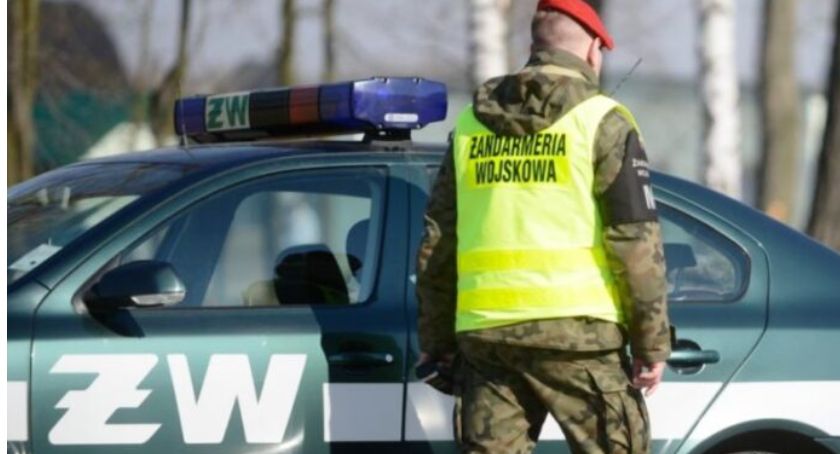 Żandarmeria wchodzi na ulice