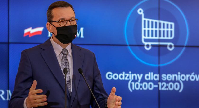 Do końca listopada zamknięte placówki kulturalne, sklepy w galeriach i szkoły