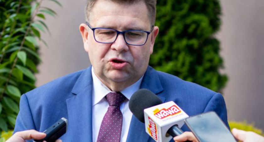 R.Obaz interweniuje ws. zasiłku opiekuńczego