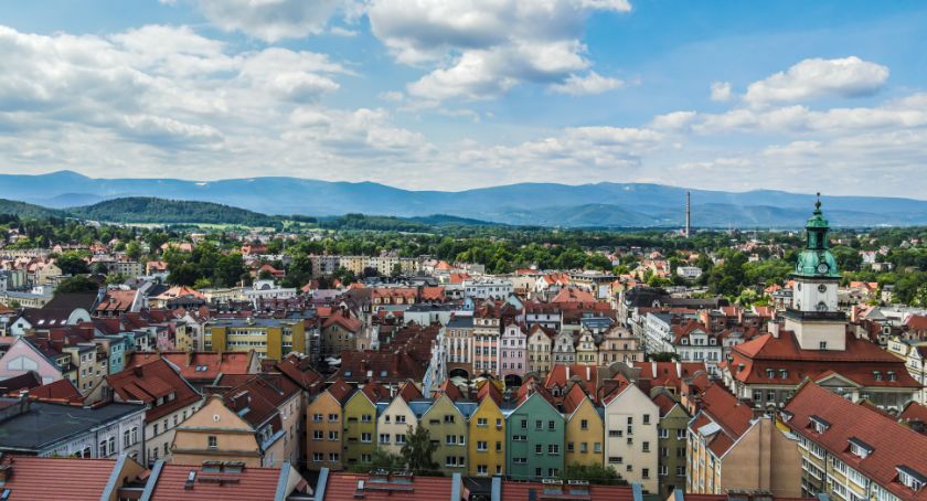 Blisko 90 nowych zakażeń w Jeleniej Górze i powiecie